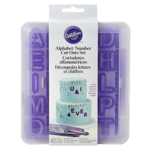 Wilton - Set 41 cortadores de fondant, letras y números 25 mm x 25 mm